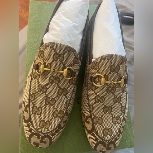✨SOLD✨ 100% AUTHENTIC GUCCI Women's Jordaan jumbo GG loafer - Picture 2 of 5
